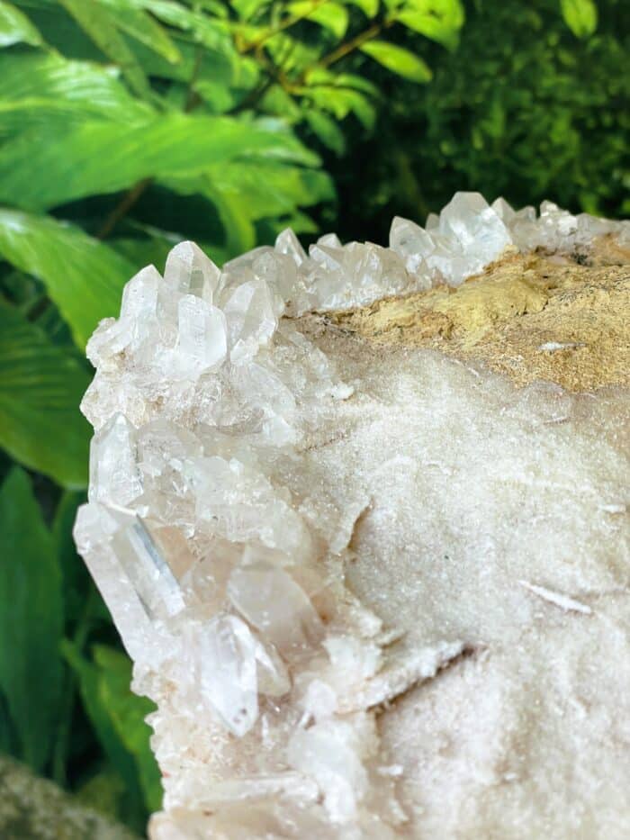 Bergkristall Stufe groß auf Sandstein - magische Kristalle 6 SanjaNatur® - Edelsteine & Coaching