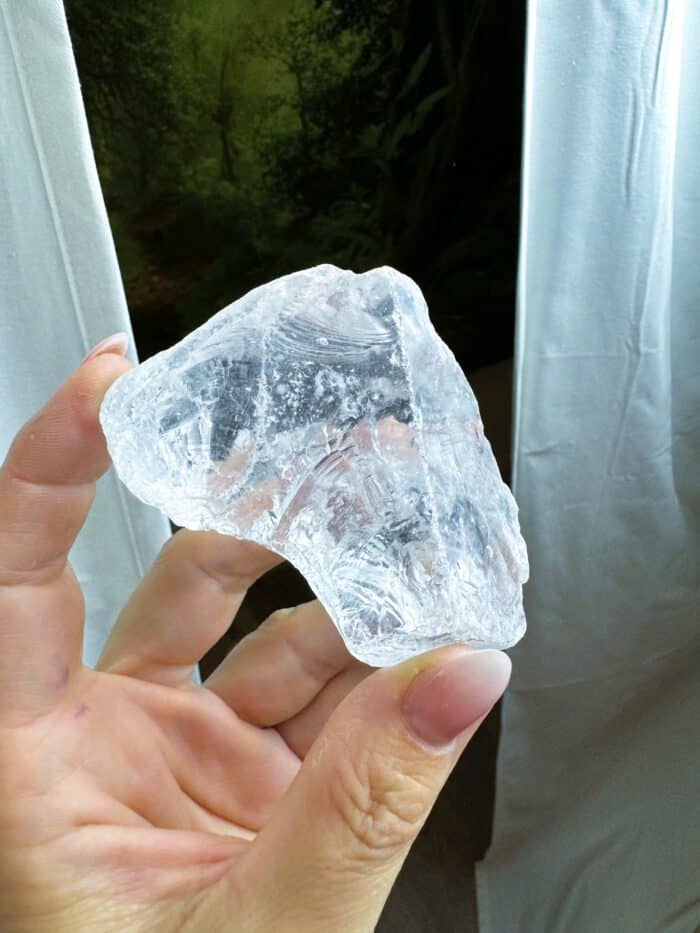 02 Bergkristall Spitzenstück, ca. 8cm - naturbelassen mit kleinem Regenbogen 1 SanjaNatur® - Edelsteine & Coaching