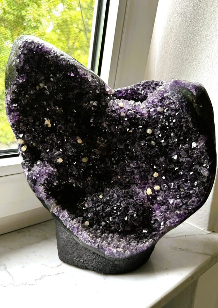 Amethyst Druse mit Achatrand - 4in1 majestätisches Naturwunder 7 Seelenbewusst