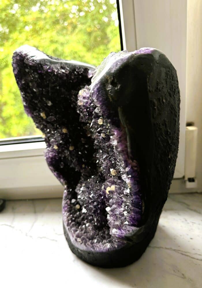 Amethyst Druse mit Achatrand - 4in1 majestätisches Naturwunder 5 Seelenbewusst