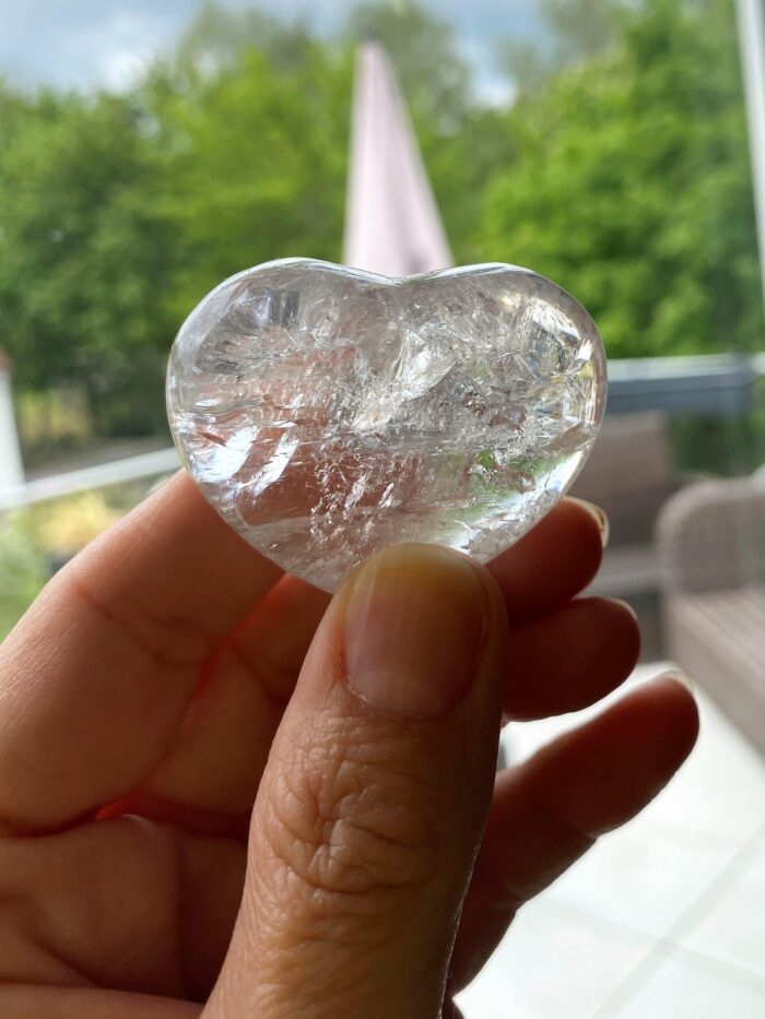 Handschmeichler - Taschenherz Bergkristall groß 4 SanjaNatur® - Edelsteine & Coaching